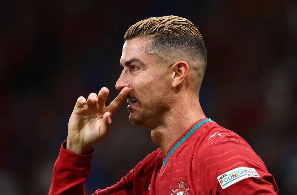 Ronaldo hứng phẫn nộ tại Bồ Đào Nha