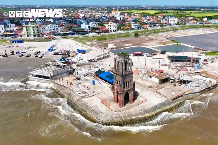 Nhà thờ đổ nổi tiếng ở Ninh Bình được quy hoạch lại, không hàng quán sát di tích