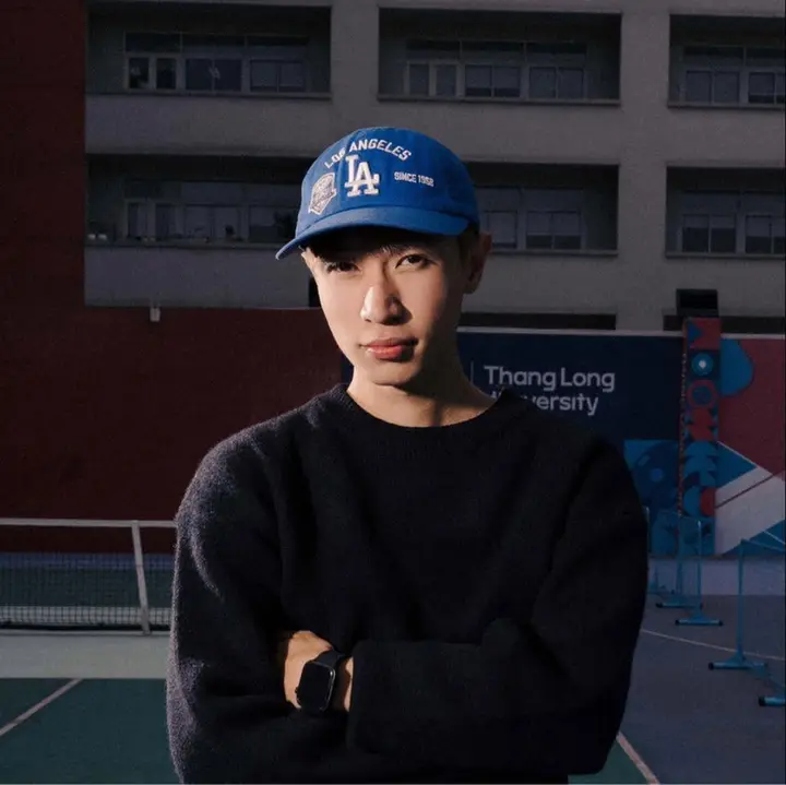 Kỷ yếu cá nhân thành trào lưu, tay máy đang 'sốt' tiết lộ thu nhập đáng ao ước