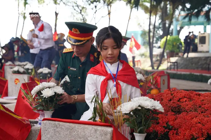 Trang nghiêm Lễ an táng 731 hài cốt liệt sĩ tại TP.HCM