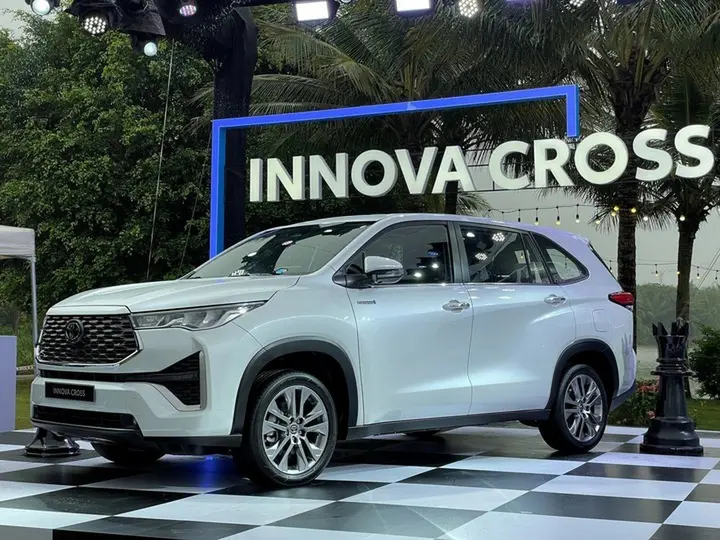 10 mẫu xe động cơ đốt trong bán chạy nhất thị trường 9 tháng đầu năm 2026