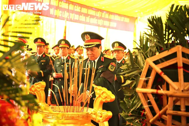 Xúc động lễ truy điệu, an táng 56 hài cốt liệt sĩ và đồng bào tử nạn ở Hải Phòng