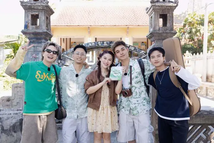 Áp lực trở lại của các thành viên 'Gia đình Haha' sau cơn sốt trên truyền hình
