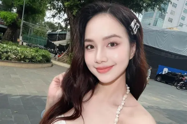 Cuộc sống của Đinh Ngọc Diệp ở tuổi 42