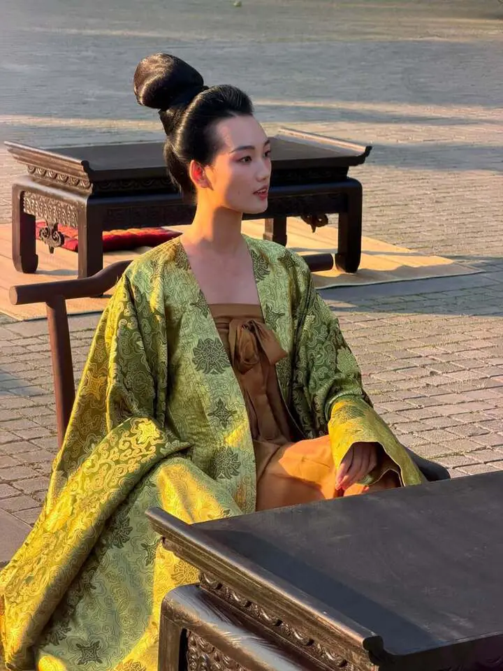 Tân Miss Universe Vietnam 2026: Quán quân quốc tế, từng đóng phim giờ vàng VTV
