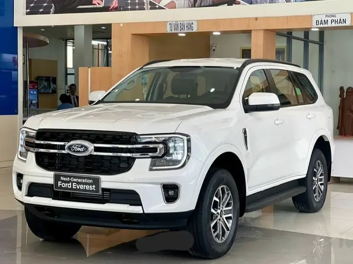 10 mẫu xe động cơ đốt trong bán chạy nhất thị trường 9 tháng đầu năm 2026