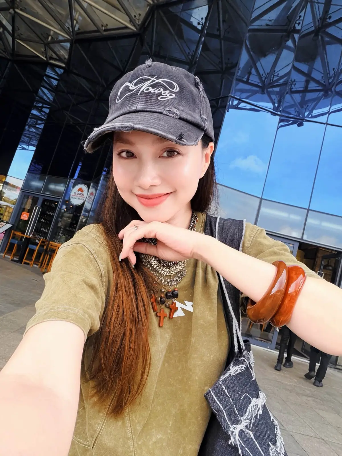 Cuộc sống của Đinh Ngọc Diệp ở tuổi 42