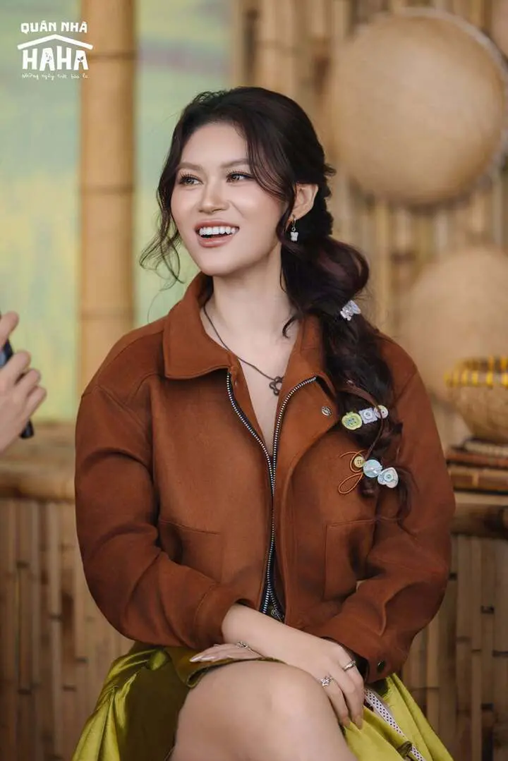 Áp lực trở lại của các thành viên 'Gia đình Haha' sau cơn sốt trên truyền hình