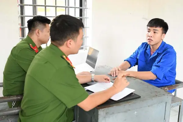 Triệt phá đường dây giả mạo ngân hàng lừa doanh nghiệp Nhật Bản 117 tỷ đồng