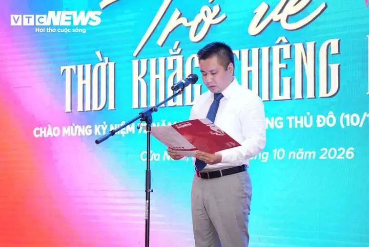 'Trở về thời khắc thiêng liêng' ở Hà Nội: Hiểu lịch sử để thêm yêu đất nước
