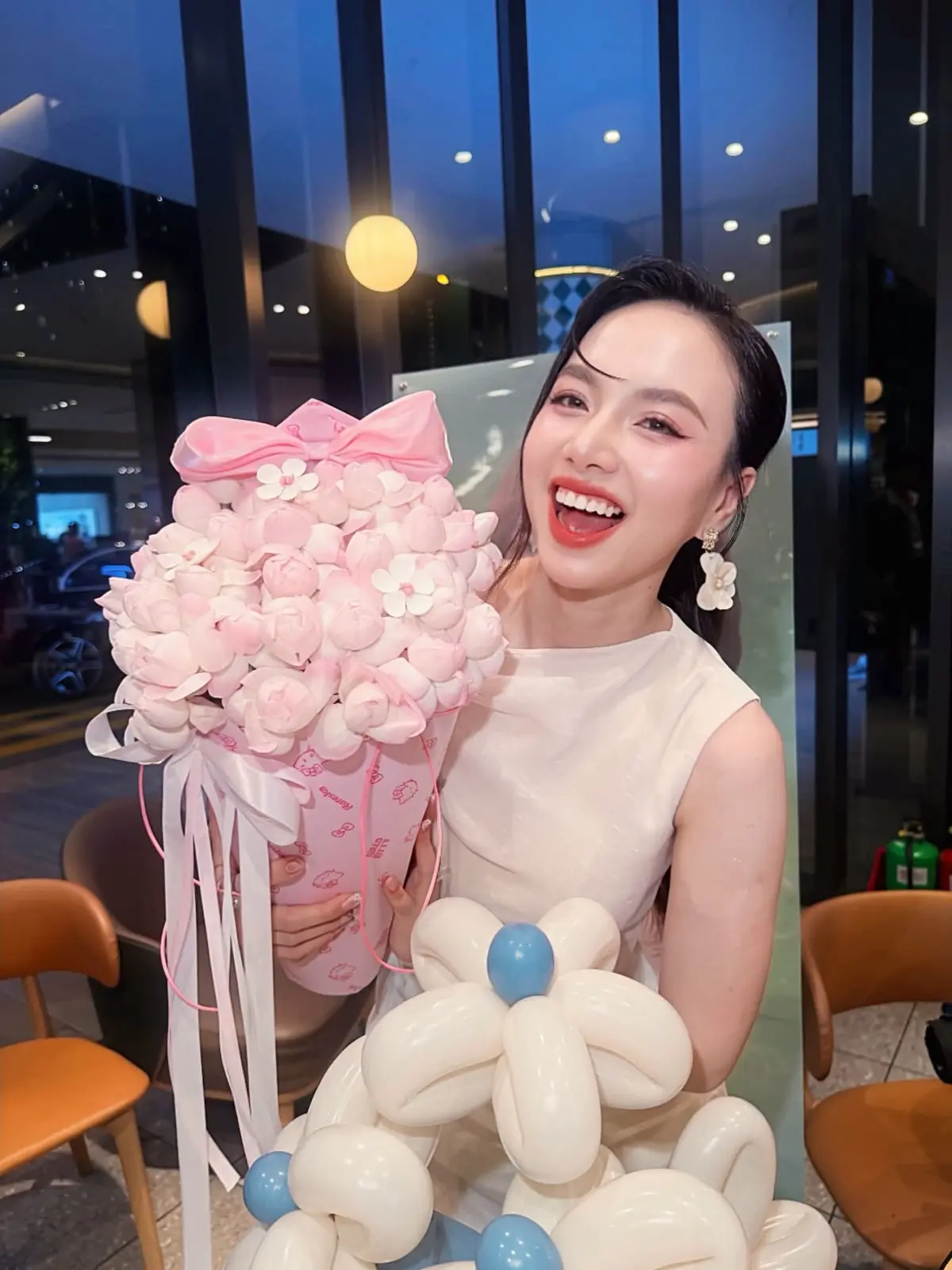 Cuộc sống của Đinh Ngọc Diệp ở tuổi 42