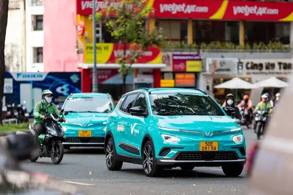 Hãng taxi điện của ông Phạm Nhật Vượng tính IPO ở Hong Kong