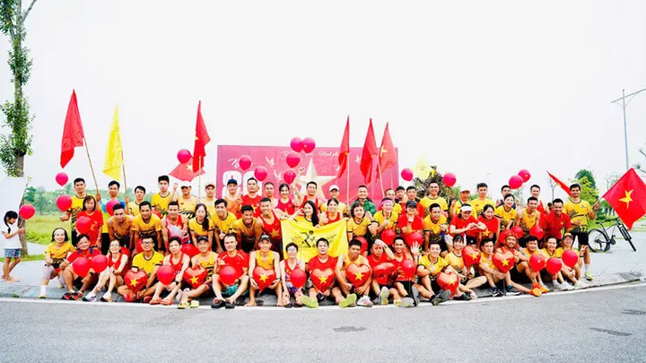 Cộng đồng runner cả nước hội tụ, cùng 'bắt nhịp' Hanoi Vibes tại VPIM mùa thứ 7