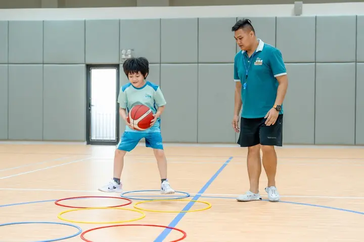 Vin Nexus Center: Ngôi trường mang màu những đám mây ban mai