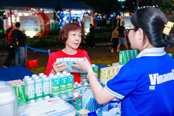 Vinamilk và bài toán giữ niềm tin người tiêu dùng qua nhiều thế hệ