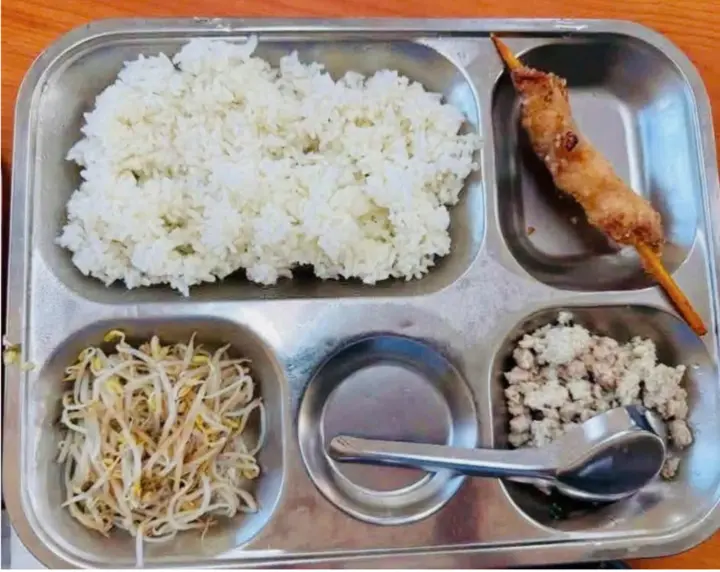 Hà Nội yêu cầu giải quyết vấn đề 'nóng': Thiếu trường, giáo viên, bữa ăn bán trú