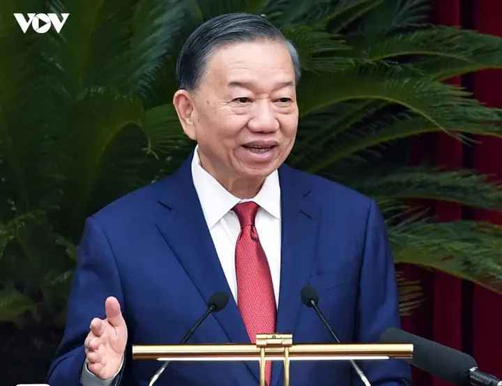 Toàn cảnh bế mạc Hội nghị lần thứ tư Ban Chấp hành Trung ương Đảng khóa XIV