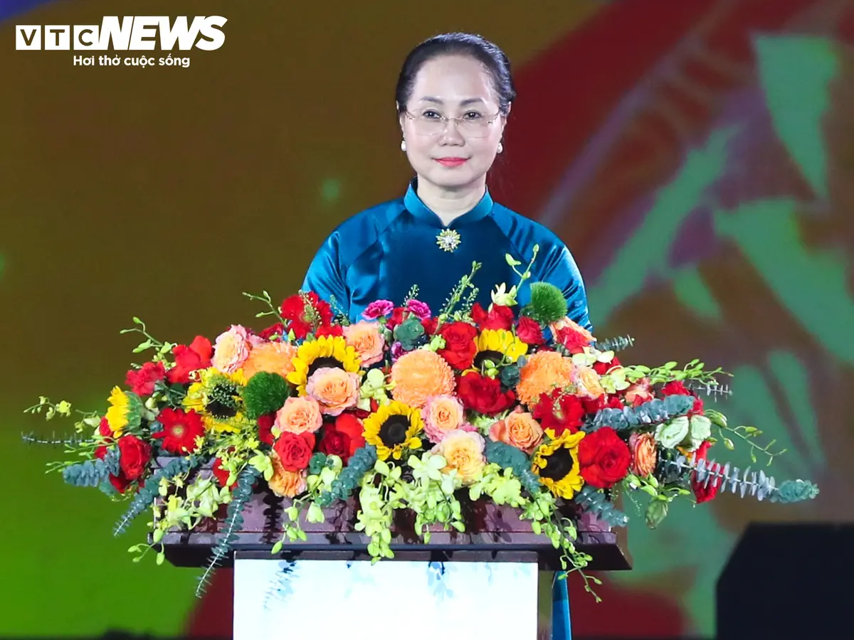 Nghệ sĩ quốc tế và Việt Nam tỏa sáng tại Lễ hội Văn hóa thế giới 2026