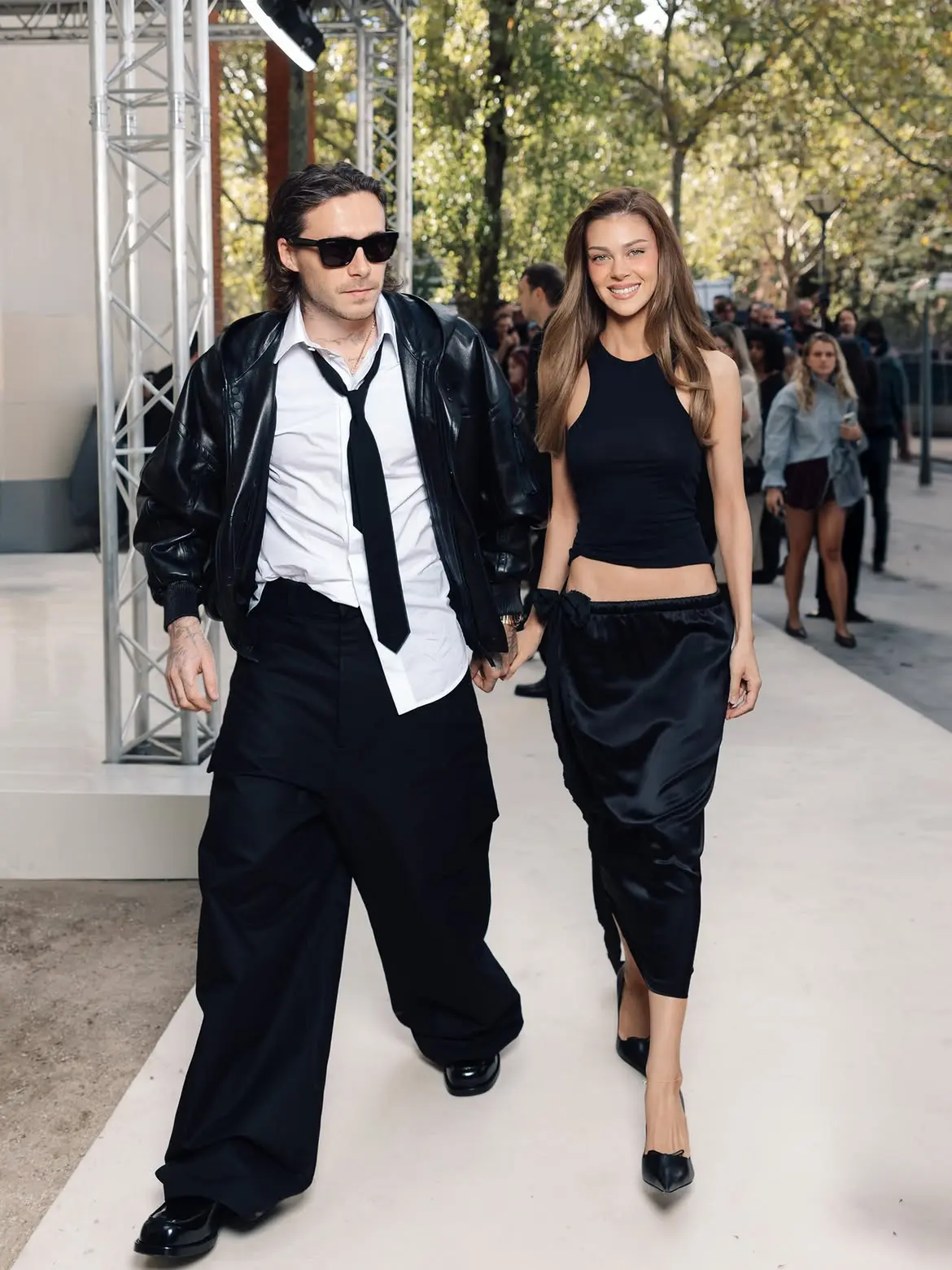 Gia đình Beckham tránh mặt nhau ở Paris