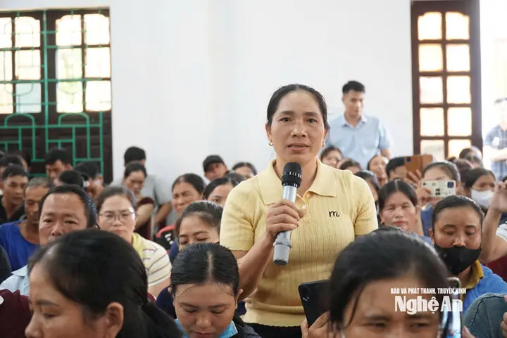 Phụ huynh nhận sai sau 1 tháng cho con nghỉ học vì sáp nhập trường ở Nghệ An
