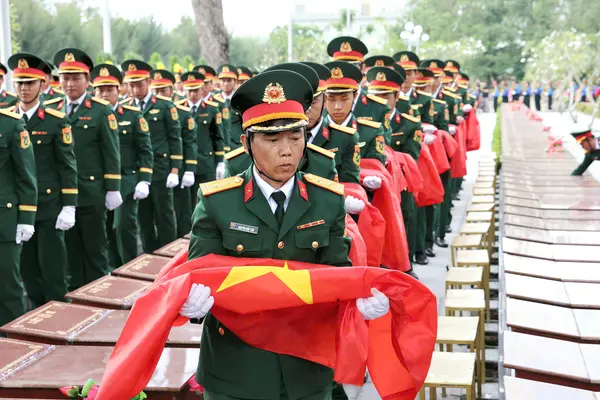 Cần Thơ tổ chức Lễ viếng, truy điệu và an táng 120 hài cốt liệt sĩ