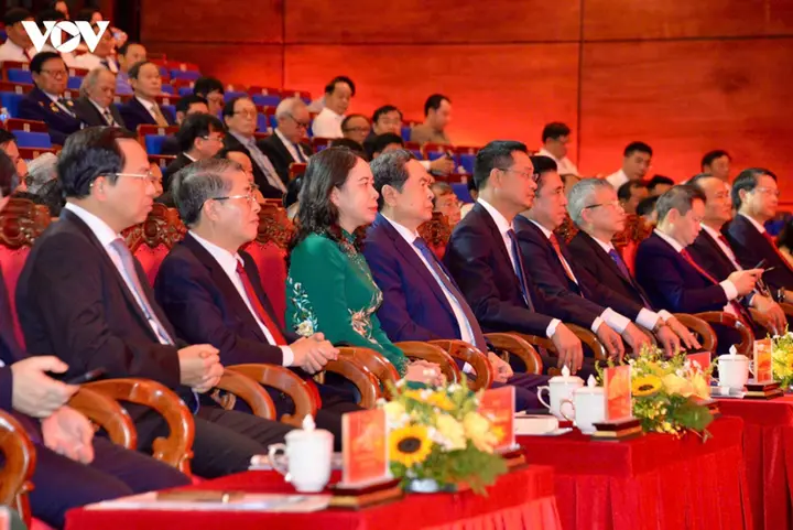 Chủ tịch Quốc hội dự Lễ kỷ niệm 150 năm Ngày sinh cụ Huỳnh Thúc Kháng