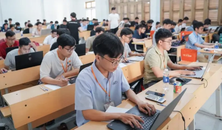 Sân chơi lập trình thực chiến: Bệ phóng cho sinh viên công nghệ