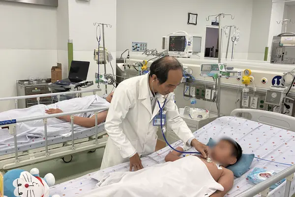 Nhiều dịch bệnh cùng tăng ở TP.HCM, nguy cơ 'dịch chồng dịch'