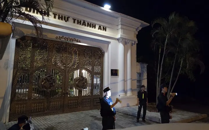Bầu Đoan được ‘ưu ái’ trúng đấu giá, chi tiền tỷ cho cựu cán bộ Thanh Hóa