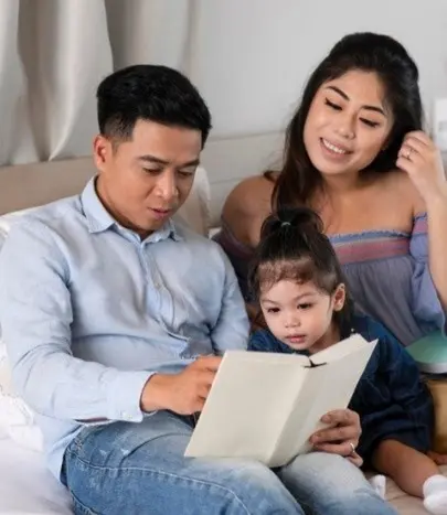 Những người trẻ thích nằm yên, lướt mạng
