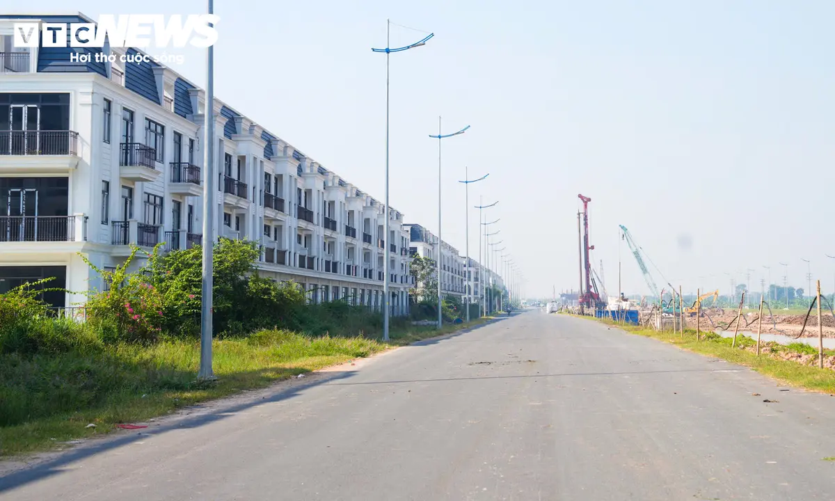 Diện mạo đường song hành Vành đai 4 qua Hà Nội thông xe kỹ thuật ngày 10/10