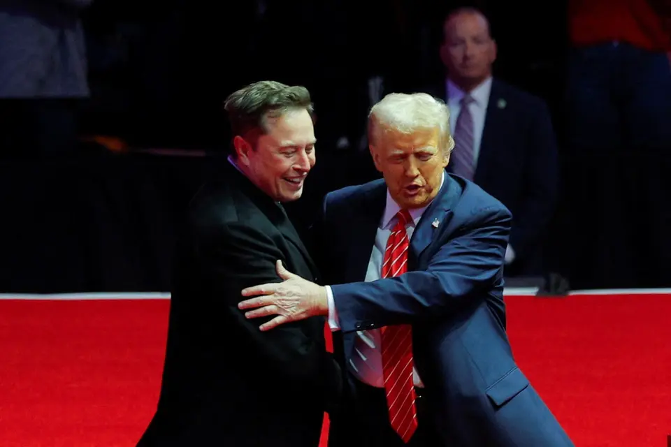 Elon Musk tiếp tục đổ hàng trăm triệu USD vào cuộc đua Quốc hội Mỹ