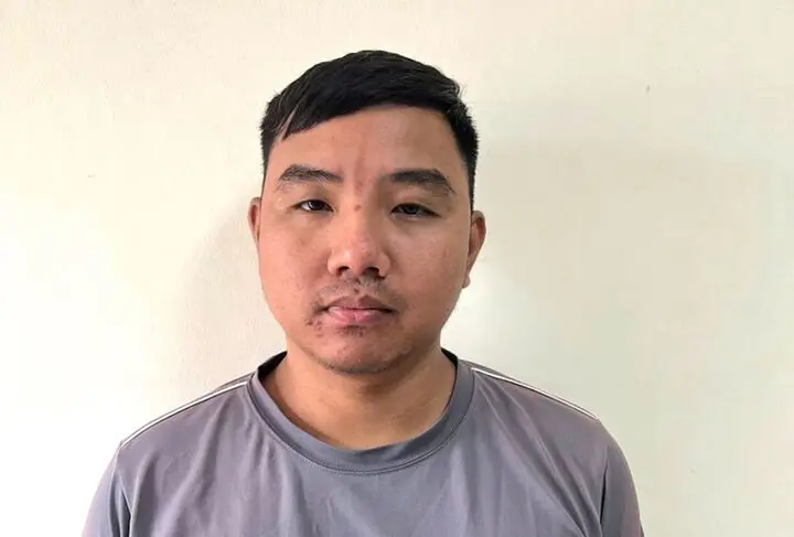 Khởi tố tài xế taxi buồn ngủ tông đôi nam nữ rồi bỏ trốn
