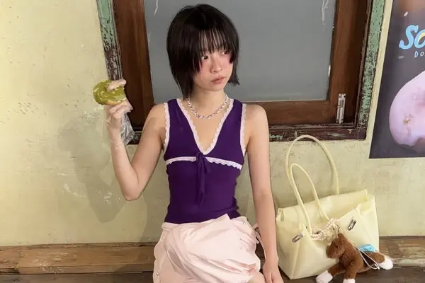 Gen Z không để túi xách nhàm chán