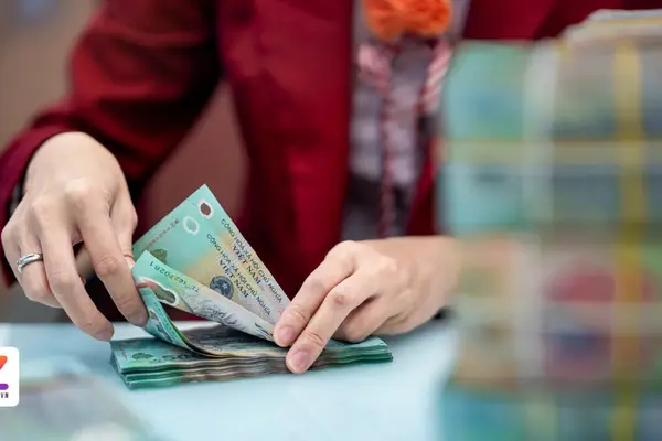 Lý do khiến lãi suất thả nổi lên 16-17%/năm