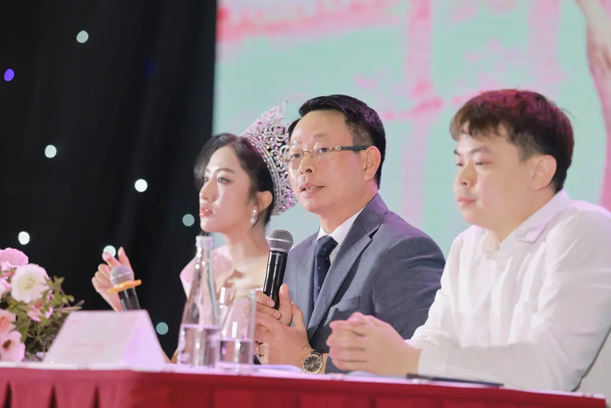 Đạo diễn 'Mưa đỏ' làm giám khảo Hoa hậu Việt Nam 2026