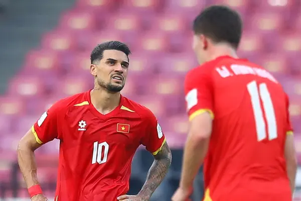 'Nhập tịch và Việt kiều tốt nhất V.League lên tuyển hết rồi'