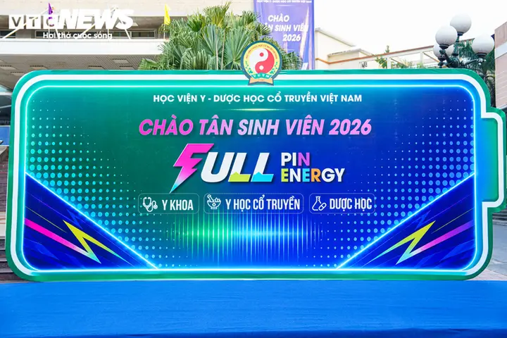 Học viện Y - Dược học cổ truyền Việt Nam chào đón gần 1.300 tân sinh viên