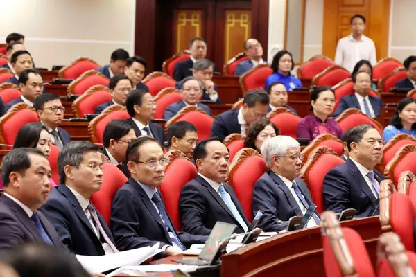 Trung ương thảo luận Quy định về đảng viên tham gia hoạt động đầu tư, kinh doanh