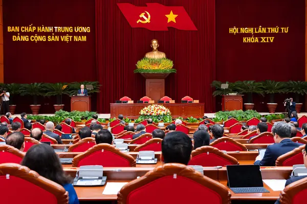 Tổng Bí thư, Chủ tịch nước ký ban hành Nghị quyết Hội nghị Trung ương 4 khóa XIV