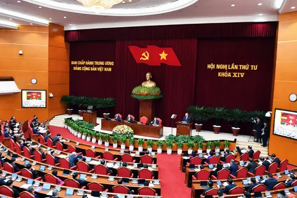Không chỉ tìm người giỏi, mà phải để người giỏi làm được việc lớn