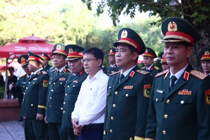 Tổng duyệt lễ truy điệu hài cốt liệt sĩ được tìm thấy tại CV Lê Thị Riêng