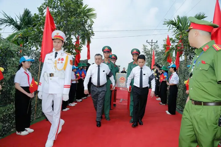Xúc động lễ truy điệu, an táng 56 hài cốt liệt sĩ và đồng bào tử nạn ở Hải Phòng