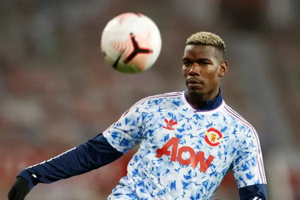Pogba đòi lại hai chức vô địch Premier League từ Man City