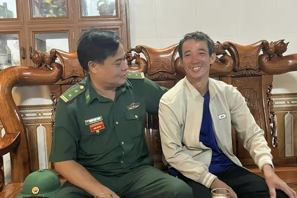 Ngư dân mất tích sau vụ chìm tàu cá tự bơi vào bờ sau 8 giờ lênh đênh trên biển