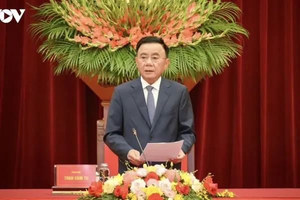 Thường trực Ban Bí thư Trần Cẩm Tú tiếp đoàn cán bộ cấp cao Lào