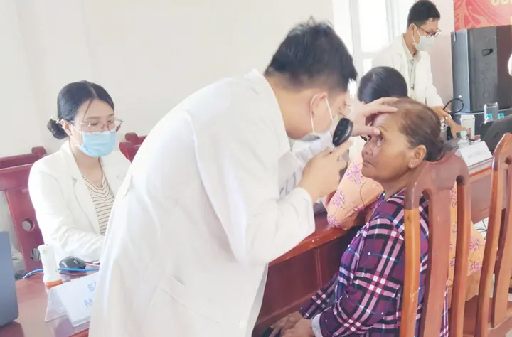 Chung tay chăm lo đời sống, phổ biến pháp luật cho đồng bào Khmer ở Cần Thơ