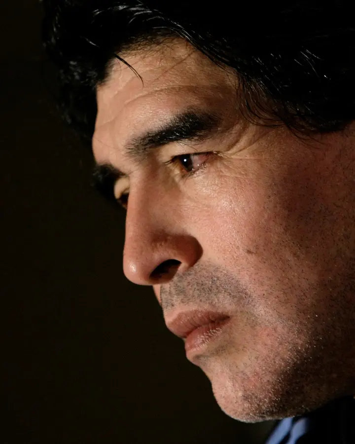 Argentina tôn vinh Messi: Lời chia tay đẹp nhất Maradona từng bỏ lỡ