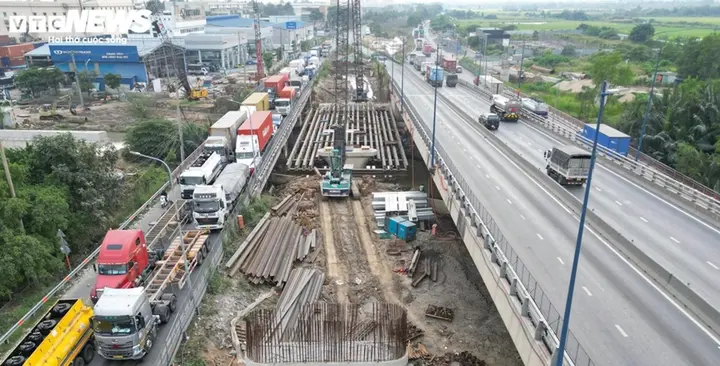 Sở Xây dựng TP.HCM nêu giải pháp giảm kẹt xe tại nút giao Mỹ Thủy