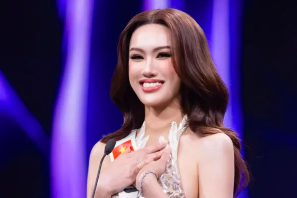 Á hậu Miss Universe Vietnam Trịnh Mỹ Anh xin lỗi sau loạt tin nhắn gây tranh cãi